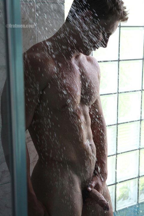 480px x 720px - Muscle fratmen model Clayton naked in shower